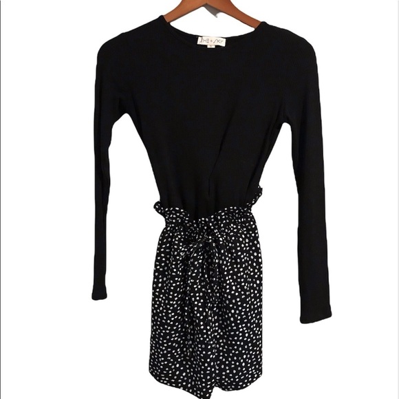 She + Sky Pants - EUC Bodysuit And Tie Waist Shorts Set 2-Piece Outfit Black & White Size Small